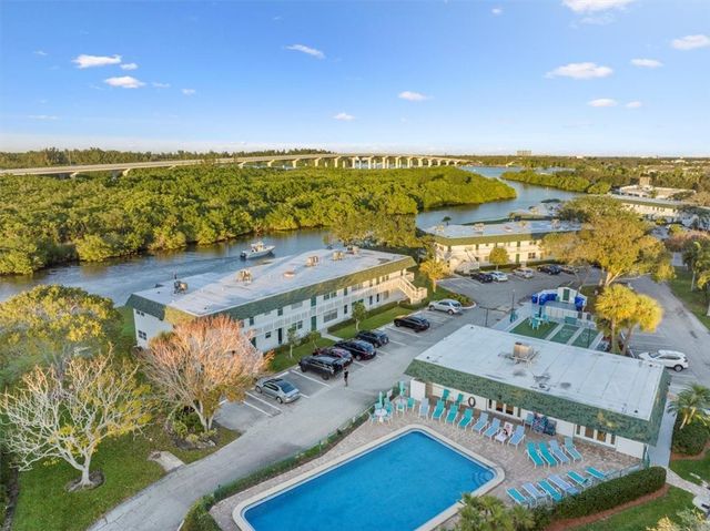 2800 Indian River Boulevard 7F, Vero Beach, FL 32960