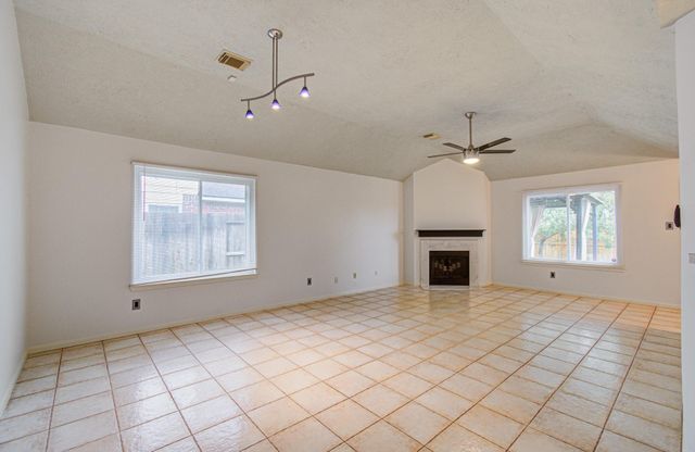 11222 E Travelers Way Circle, Houston, TX 77065