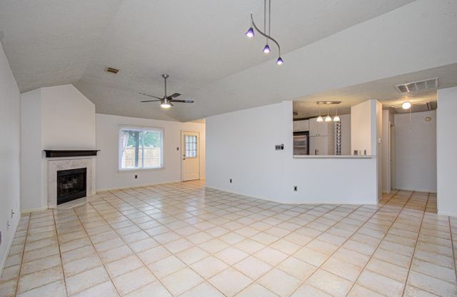11222 E Travelers Way Circle, Houston, TX 77065