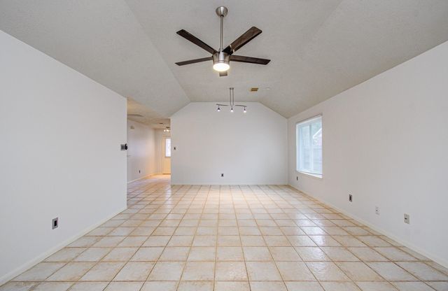 11222 E Travelers Way Circle, Houston, TX 77065