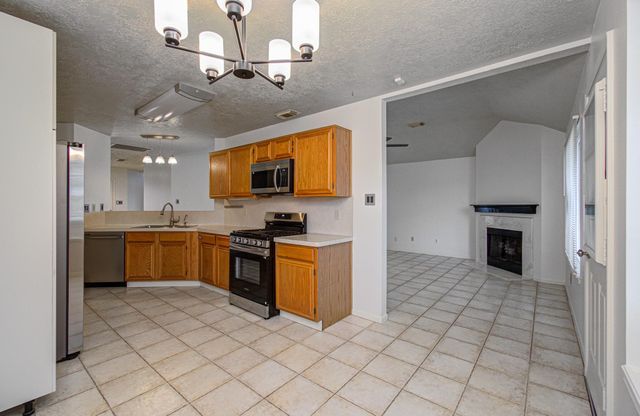 11222 E Travelers Way Circle, Houston, TX 77065