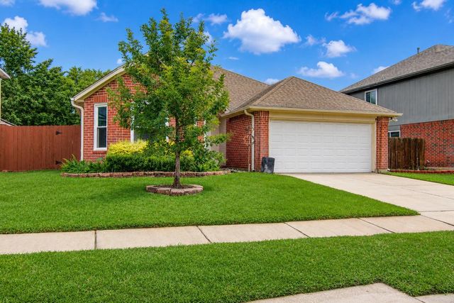 11222 E Travelers Way Circle, Houston, TX 77065