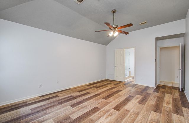 11222 E Travelers Way Circle, Houston, TX 77065