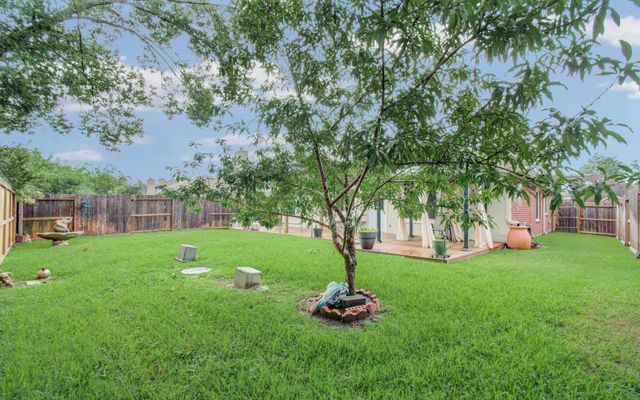 11222 E Travelers Way Circle, Houston, TX 77065