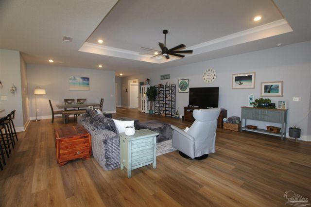6586 Forest Bay Ave, Gulf Breeze, FL 32563