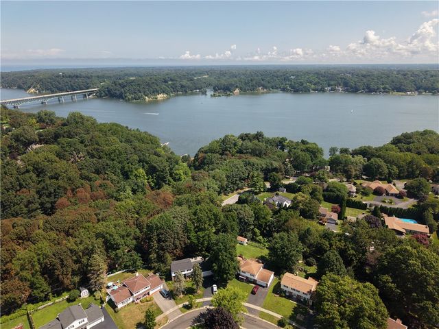 71 San Marie Drive, Irondequoit, NY 14622