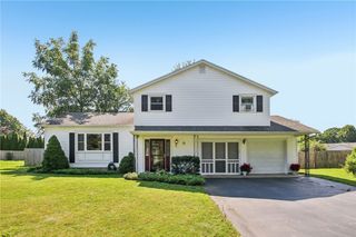 71 San Marie Drive, Irondequoit, NY 14622