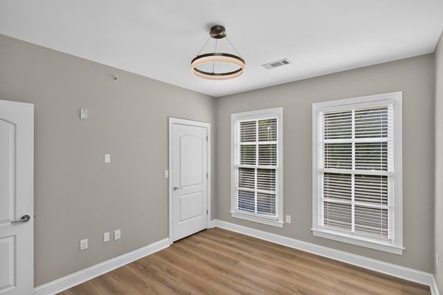 525 Grant Park Dr, Franklin, TN 37067