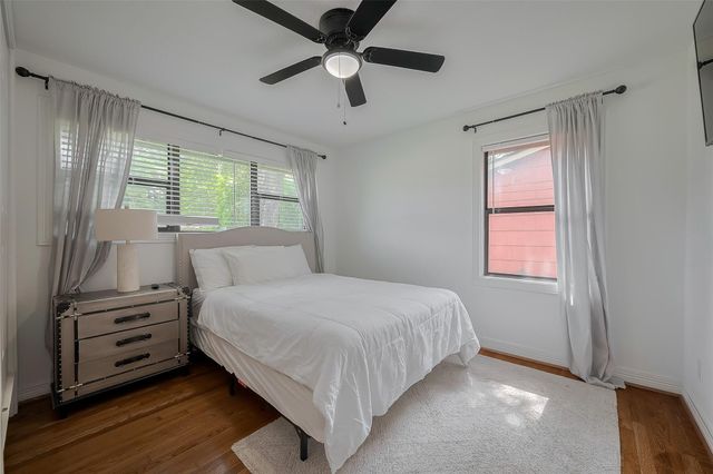 8057 Ridgeview Drive, Houston, TX 77055