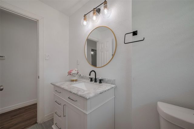 8057 Ridgeview Drive, Houston, TX 77055