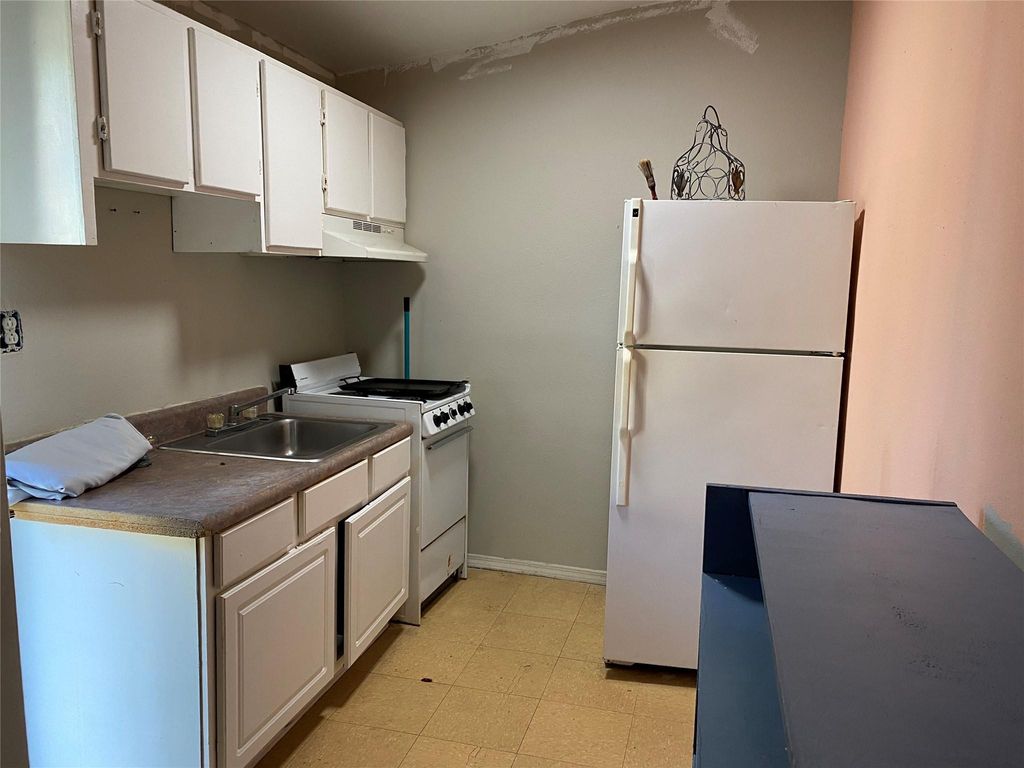 3620 Reveille Street B, Houston, TX 77087