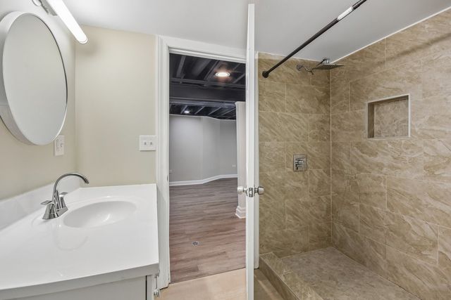 8641 S Constance Avenue, Chicago, IL 60617