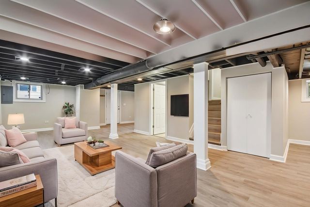 8641 S Constance Avenue, Chicago, IL 60617