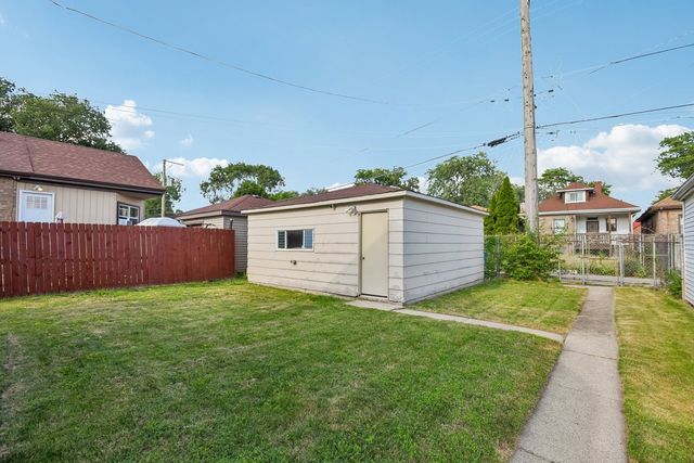 8641 S Constance Avenue, Chicago, IL 60617