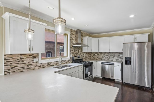8641 S Constance Avenue, Chicago, IL 60617