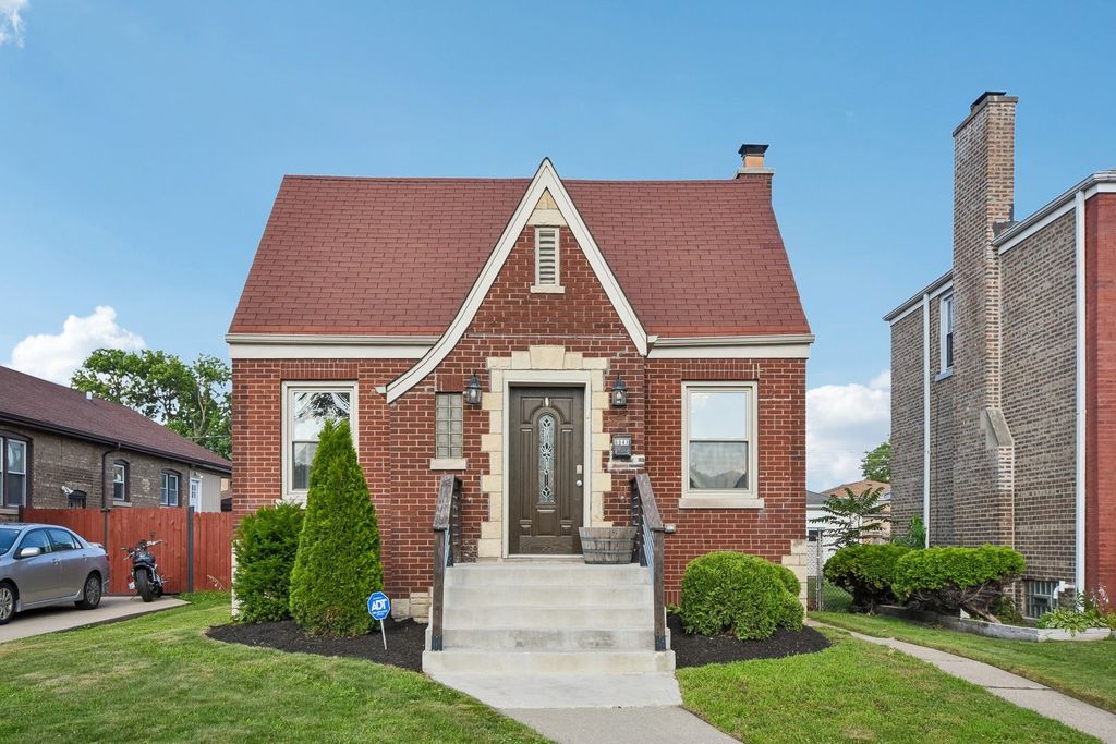 8641 S Constance Avenue, Chicago, IL 60617