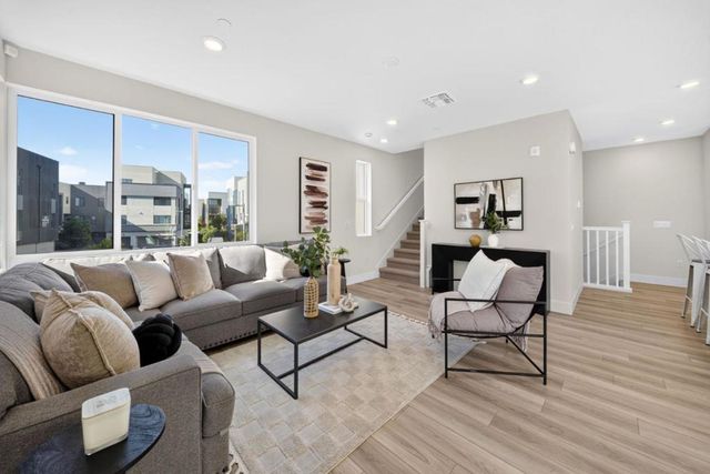 3891 Vanguard 1004, Fremont, CA 94538