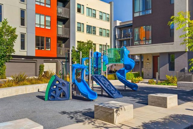 3891 Vanguard 1004, Fremont, CA 94538