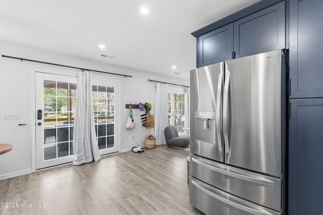 107 NE 65th Street, Oak Island, NC 28465