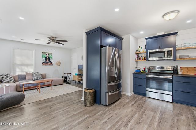 107 NE 65th Street, Oak Island, NC 28465