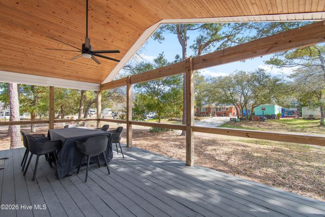 107 NE 65th Street, Oak Island, NC 28465