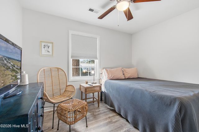 107 NE 65th Street, Oak Island, NC 28465