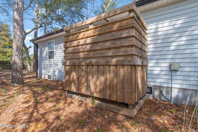 107 NE 65th Street, Oak Island, NC 28465