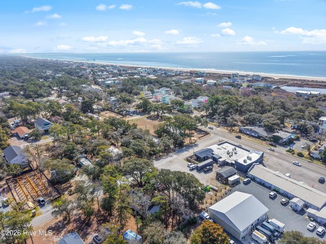 107 NE 65th Street, Oak Island, NC 28465