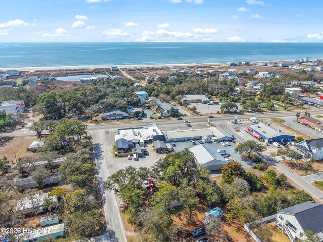 107 NE 65th Street, Oak Island, NC 28465