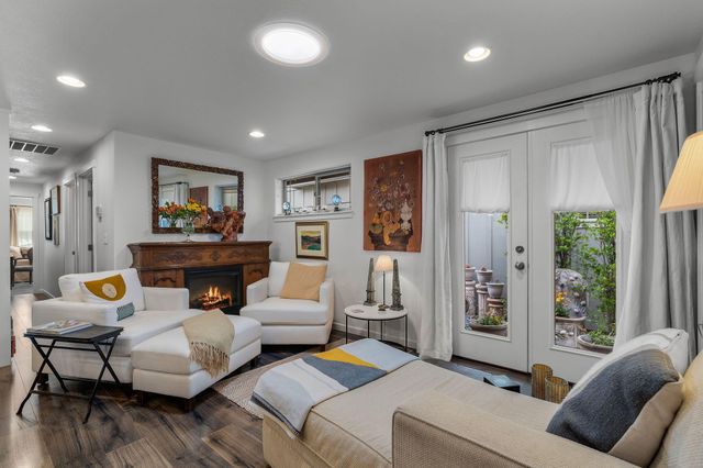 240 NW 30th Street, Redmond, OR 97756