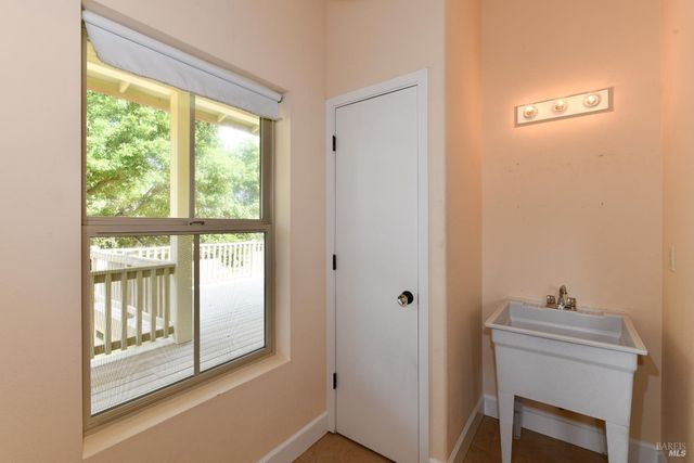 1219 Repetto Ranch Rd, Sonoma, CA 95476