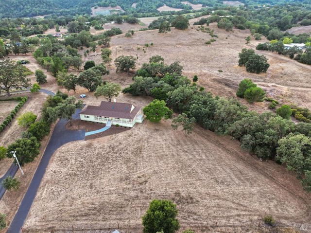1219 Repetto Ranch Rd, Sonoma, CA 95476