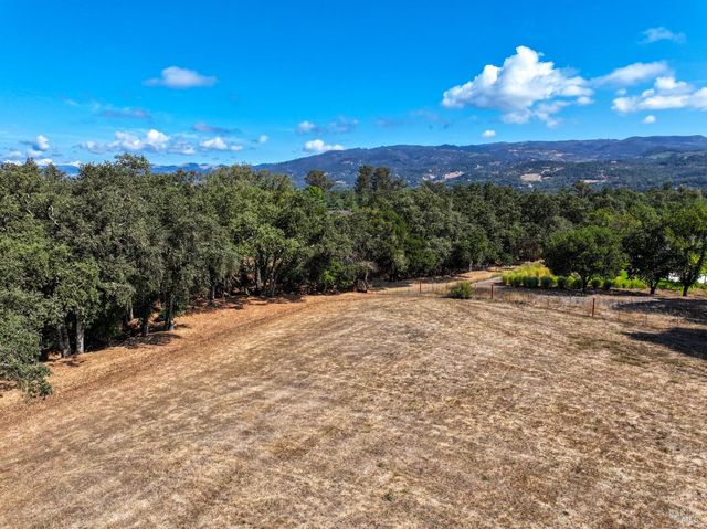 1219 Repetto Ranch Rd, Sonoma, CA 95476