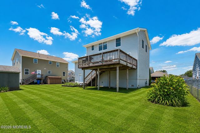 127 Waldron Road, Toms River, NJ 08753