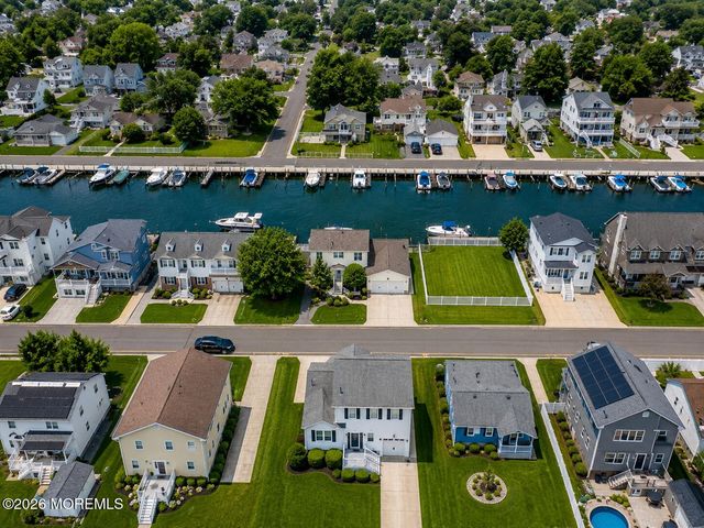 127 Waldron Road, Toms River, NJ 08753