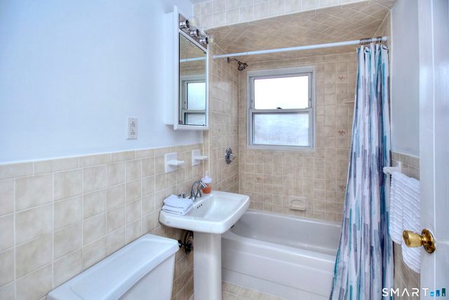 42 Scodon Drive, Ridgefield, CT 06877