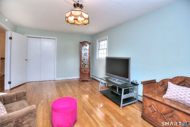 42 Scodon Drive, Ridgefield, CT 06877