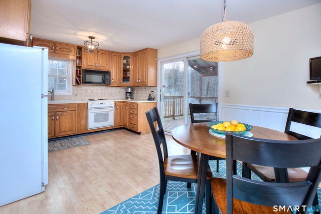 42 Scodon Drive, Ridgefield, CT 06877