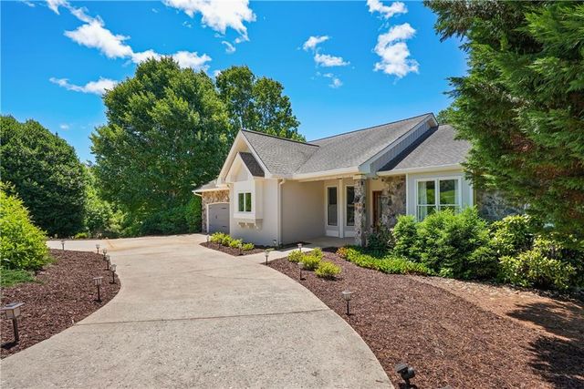 501 Granny Smith Circle, Clarkesville, GA 30523