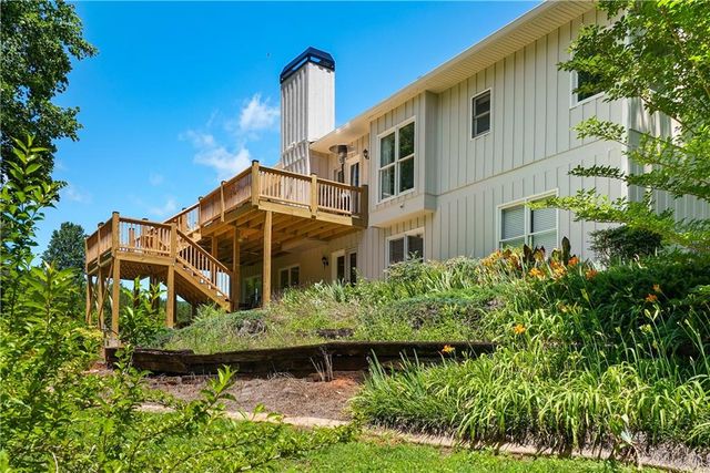 501 Granny Smith Circle, Clarkesville, GA 30523