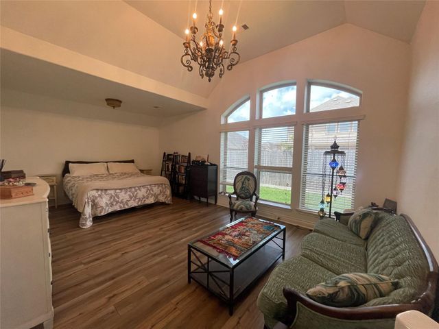 730 Cumberland Ridge Lane, League City, TX 77573