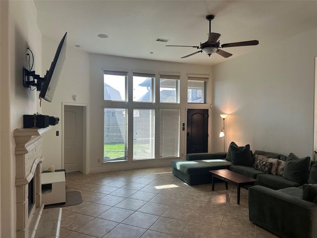 730 Cumberland Ridge Lane, League City, TX 77573