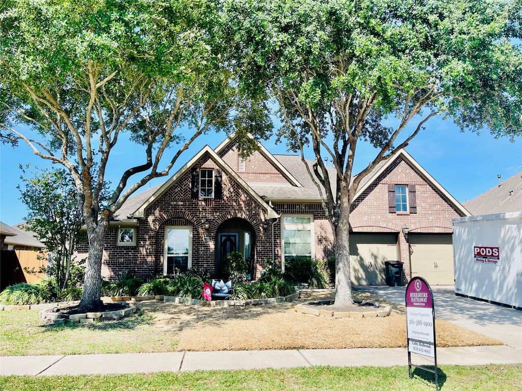 730 Cumberland Ridge Lane, League City, TX 77573