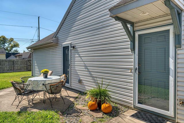 4141 Shadwell Drive, Evansville, IN 47715