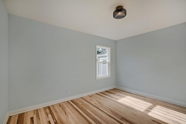 7711 Division Street, Saint Louis Park, MN 55426