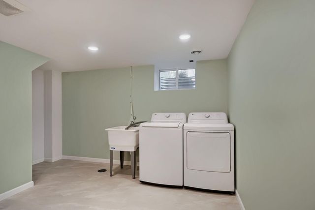 7711 Division Street, Saint Louis Park, MN 55426