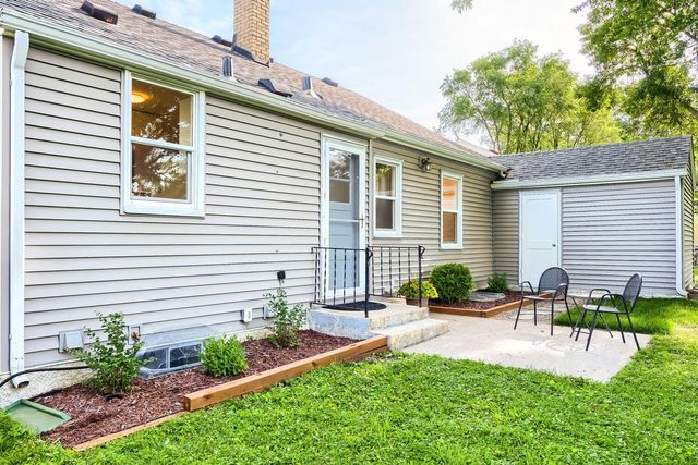 7711 Division Street, Saint Louis Park, MN 55426