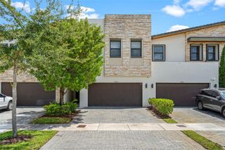 7923 NW 104th Court, Doral, FL 33178