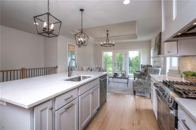 9852 W Greeley Street, Lenexa, KS 66227