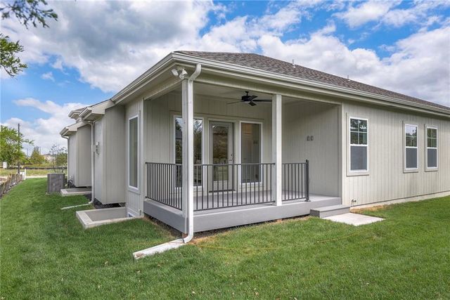 9852 W Greeley Street, Lenexa, KS 66227